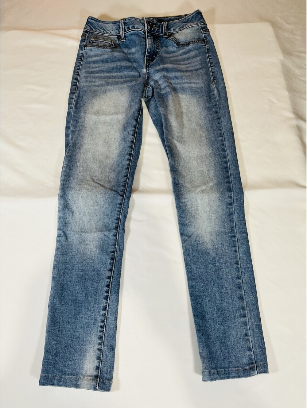 Maurices Womens Size XS-R Whiskered Skinny Stretch Denim Blue Jeans